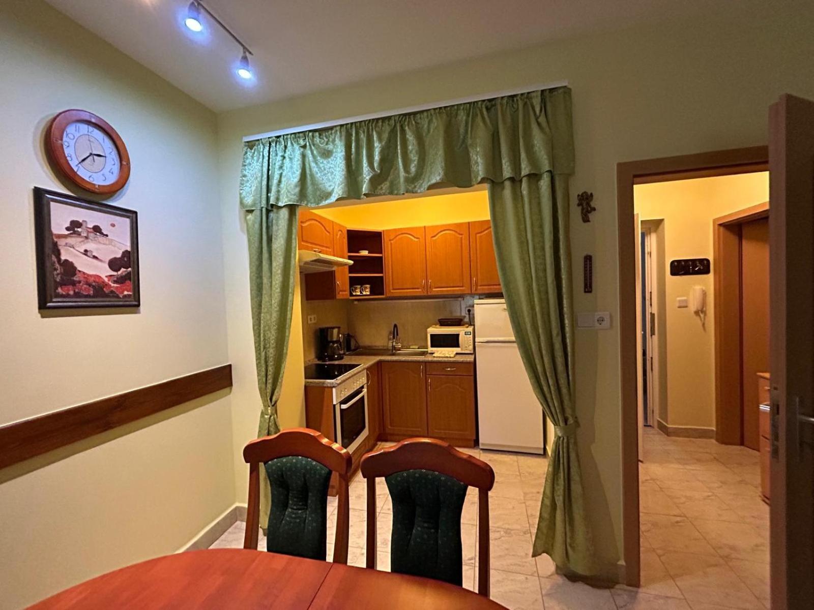 Rehab Apartment Vip Хевиз Экстерьер фото